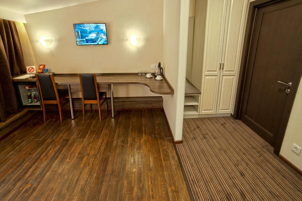 Apart Hotel Kvartira 1 Οδησσός Εξωτερικό φωτογραφία