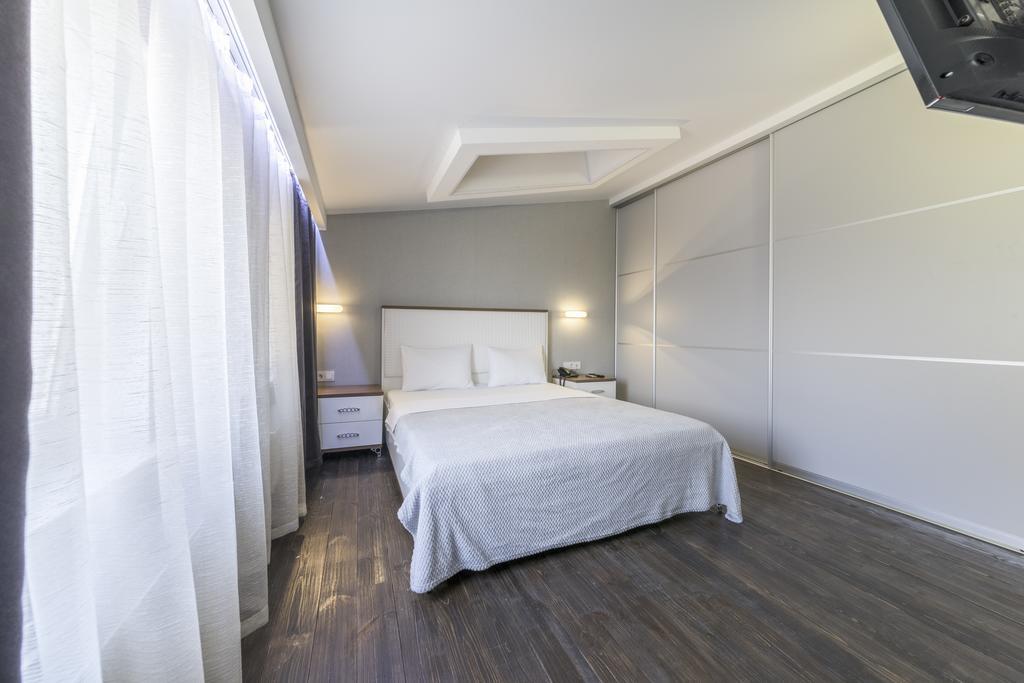 Apart Hotel Kvartira 1 Οδησσός Εξωτερικό φωτογραφία