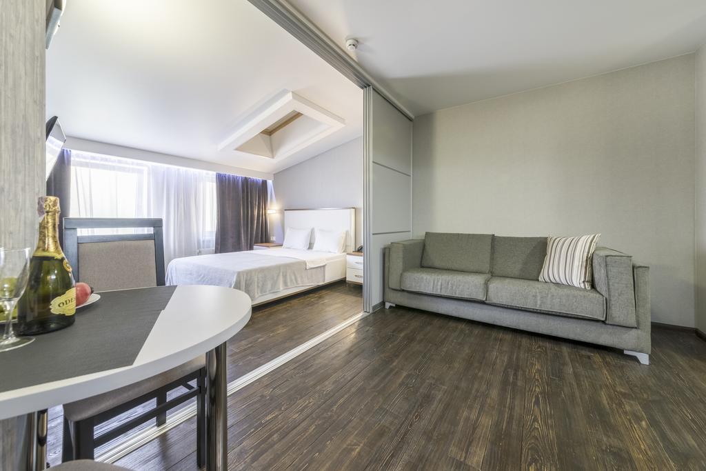 Apart Hotel Kvartira 1 Οδησσός Εξωτερικό φωτογραφία